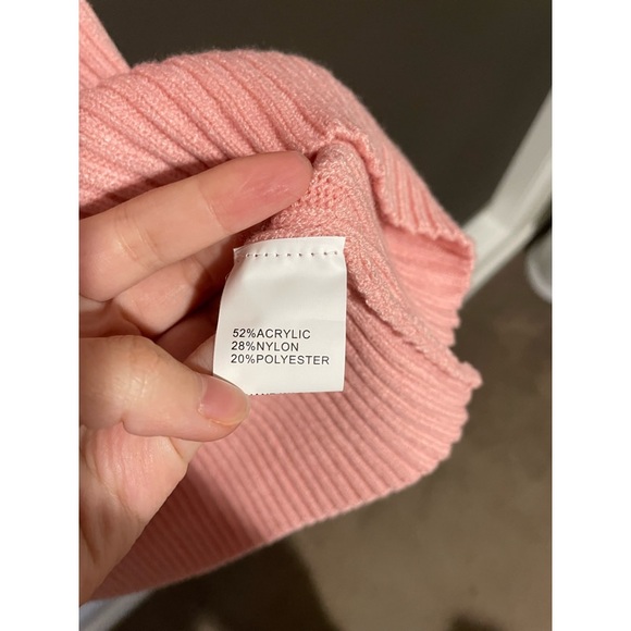 Pink knit cropped top + skirt NWT - Picture 5 of 7